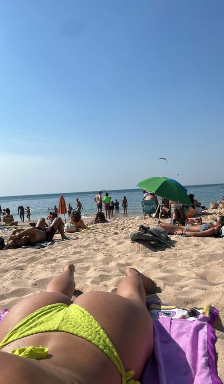 ebenholz-dildo onlyfans hübsche top foto