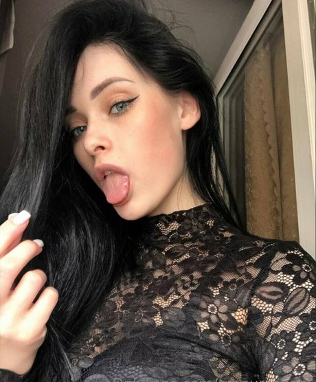 muttermilch-onlyfans porno kunst fotos