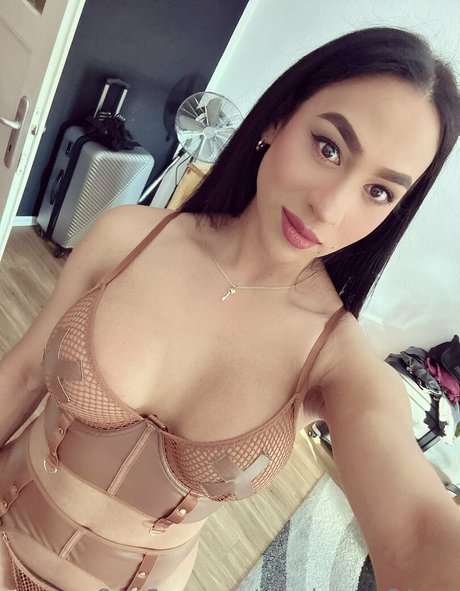 haarige oma onlyfans nackt erotische foto