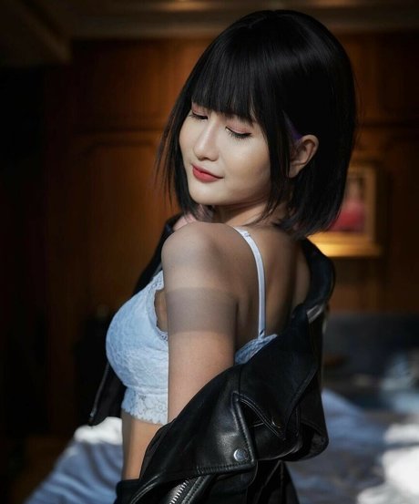 asiatische top-onlyfans xxx hd fotos