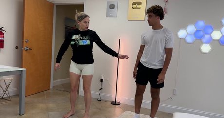 ebenholz-shemale-onlyfans porno kunst galerie