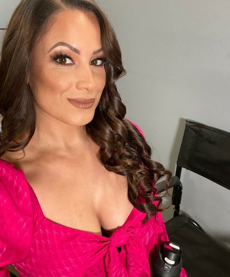 AEW Dasha Kuret beste pornografische galerie