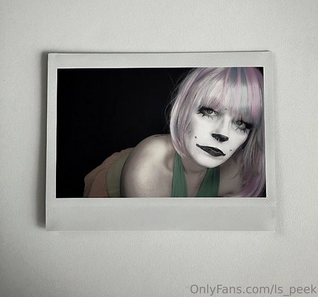 ls peek model porno foto