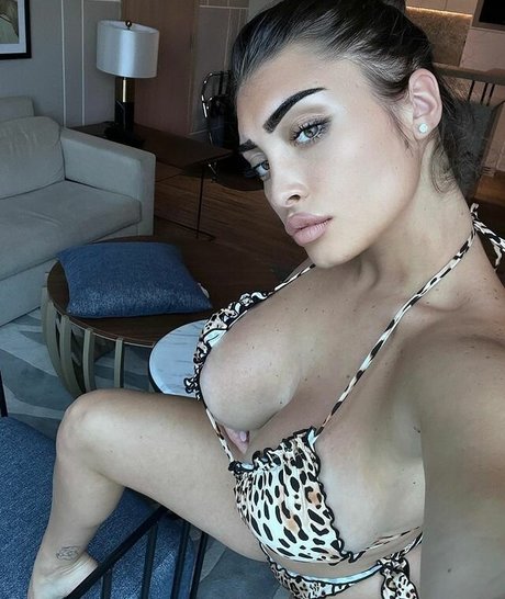 Rita Esposito perfekte erwachsene bilder