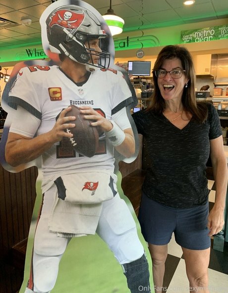 arabische kurvige onlyfans nackt nette foto