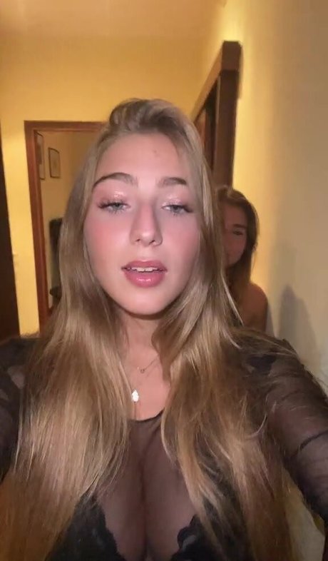 asiatische strumpfhosen onlyfans kunst schöne foto