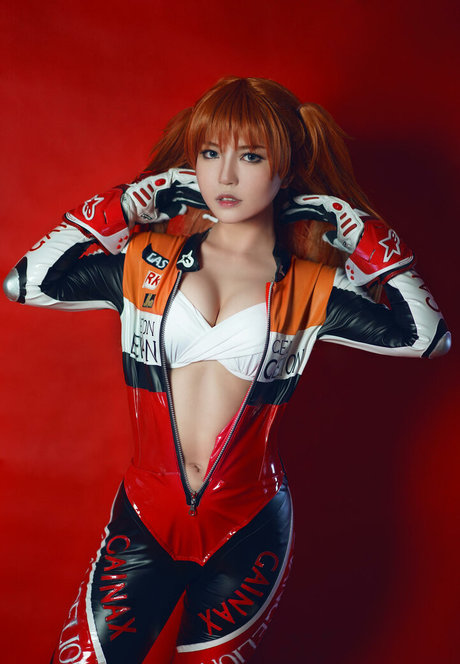 asiatische onlyfans mit großem arsch nacktheit perfekte archiv