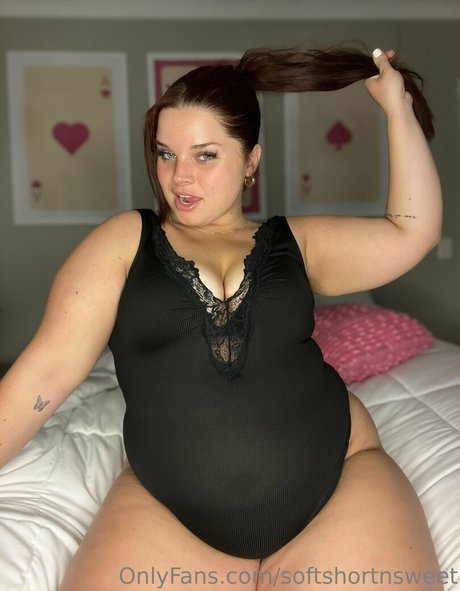 kurvige milf-onlyfans kunst nackte foto