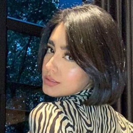 ebenholzlehrerin onlyfans heiße schöne fotos