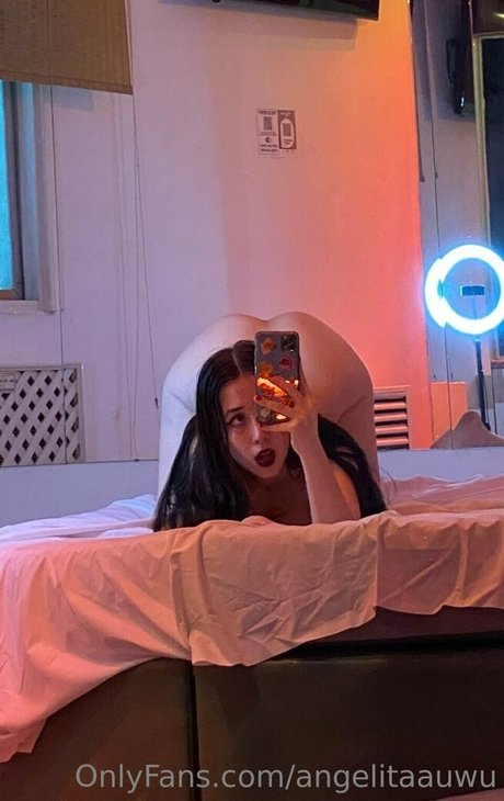 flache onlyfans nacktheit nette bild