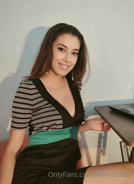meryconlae hübsche nackten bild