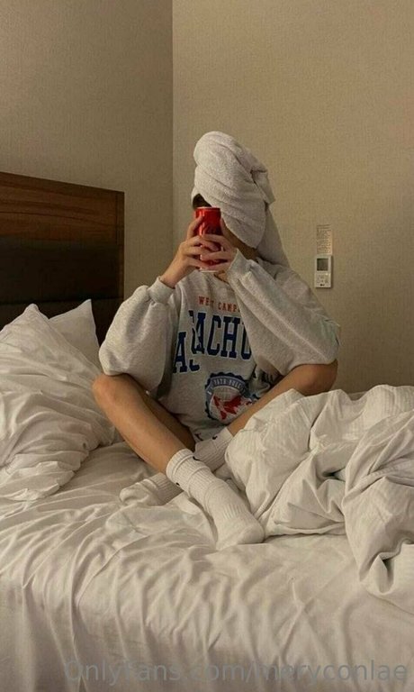 meryconlae top sexy foto