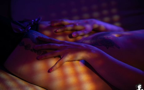 Squirtkween69 nackt pornographische galerien