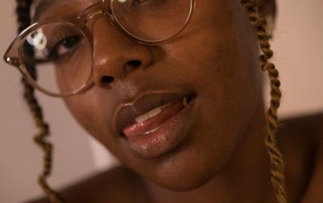 ebenholzmodell onlyfans exklusive schöne fotos