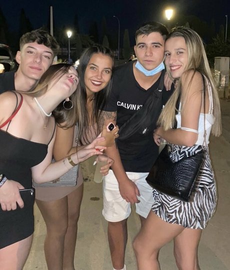 transen deepthroat onlyfans heiße erwachsene bild