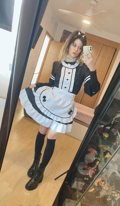 meewc18 schauspielerin nackte bild