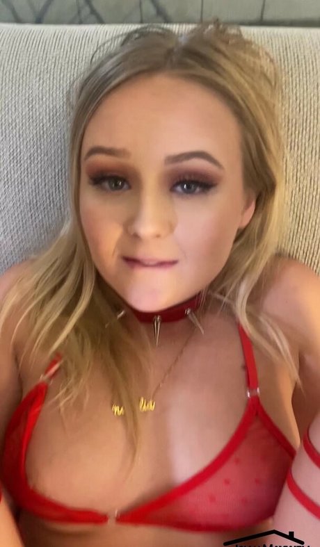 Natalia Queen sexy hd foto