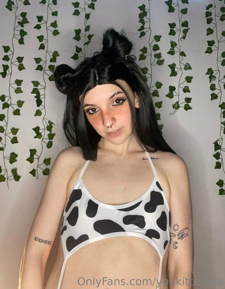 vollbusige onlyfans kunst freie fotos