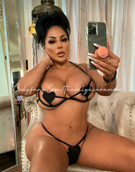 anfällige knochen-onlyfans xxx sexy fotos