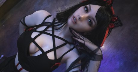 Angie Strelnikova model akt galerie