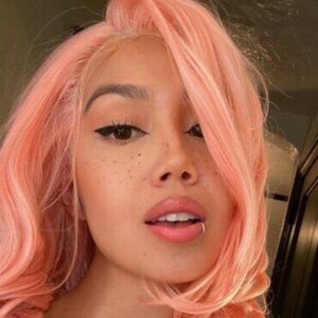 Ash kuro kostenlose pornografische bild