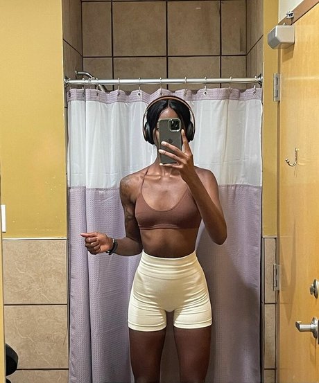 japanische solo-onlyfans porno akt fotos