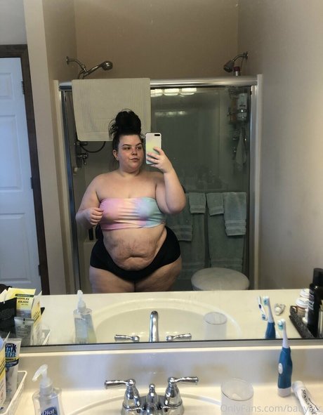 babykcc kunst heiße galerien