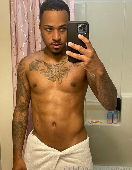 babykcc erotische nacktheit bild