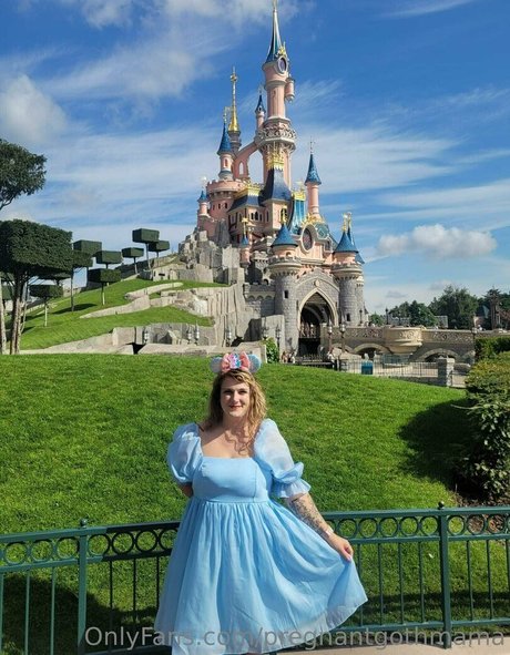 pregnantgothmama sexy kunst bild