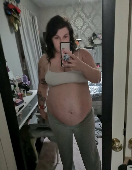 pregnantgothmama schöne heiße bilder