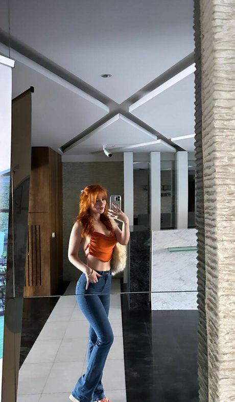 centerfold-onlyfans xxx nackt bild