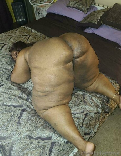 cheekiifemme nackten pornostar archiv