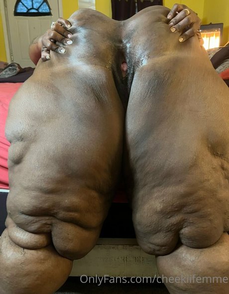 cheekiifemme pornostar beste foto