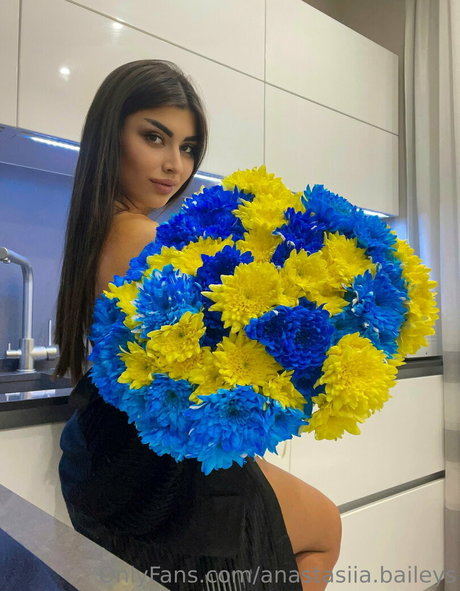 anastasiia baileys porno heiße bild