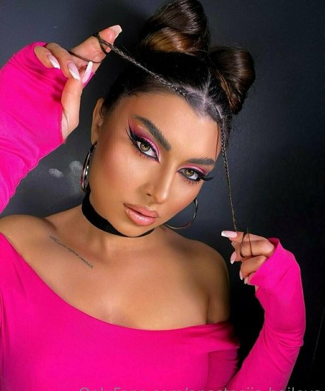 anastasiia baileys top kunst archiv