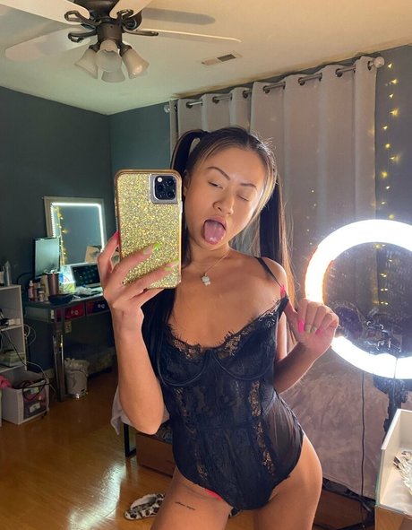 kurvige milf-onlyfans hd nackt galerien