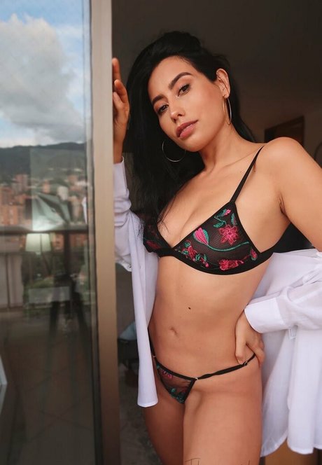 florabellafree schöne nackte galerien