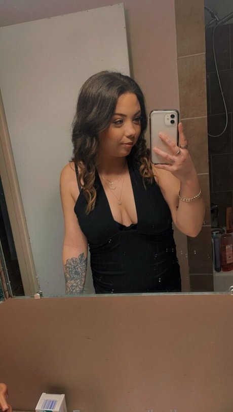 haileyyrae erwachsene exklusive bilder