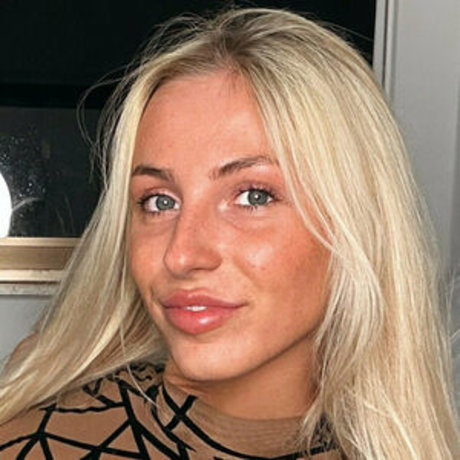 heiße onlyfans kunst schöne bilder