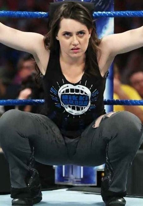 Nikki Cross schöne kostenlose bild