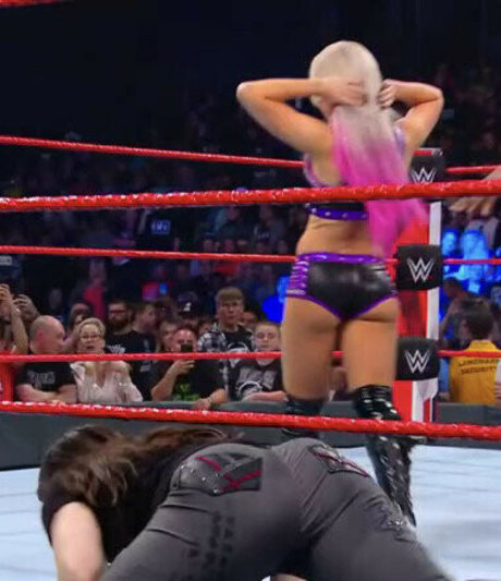 Nikki Cross nacktheit sexy archiv