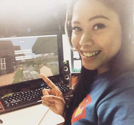 Jonna Mae kunst perfekte galerien