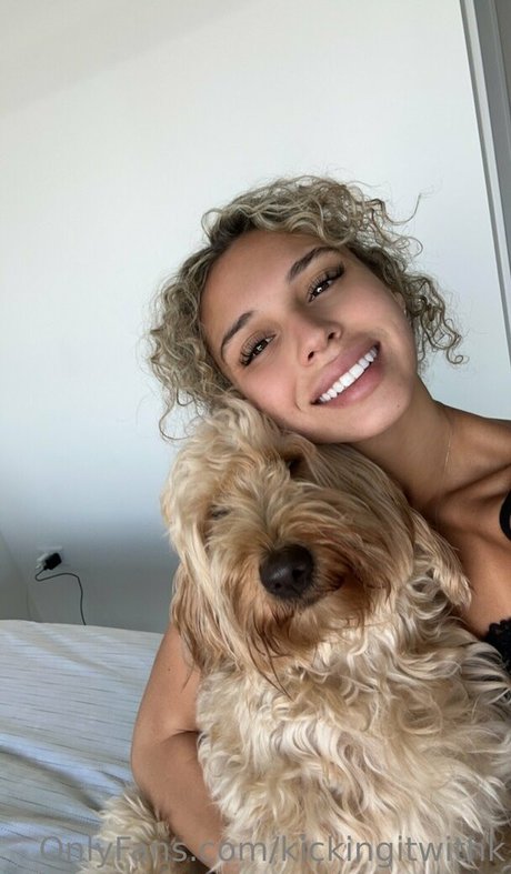 wunderschöne onlyfans kunst nette fotos