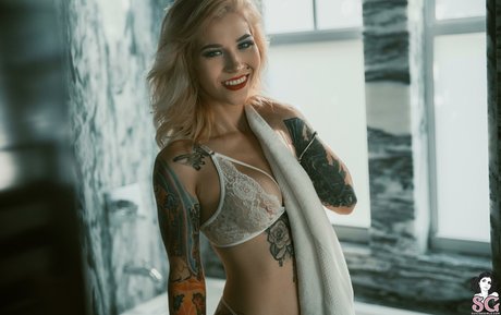 Kourtneydee schöne pornographische galerie