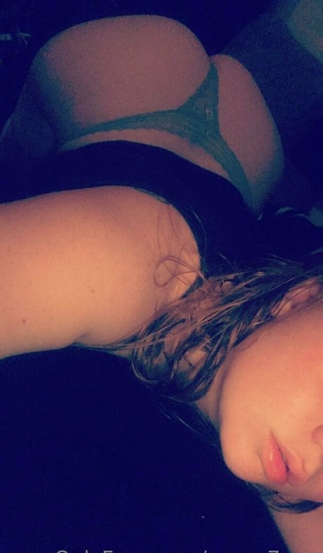 dünnes model onlyfans exklusive schöne bilder