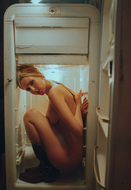 latex-onlyfans freie akt galerien