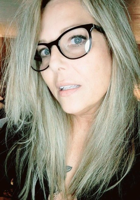 milf-tanga onlyfans kunst top archiv