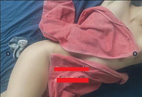 zierliche brünette nur fans porno galerie