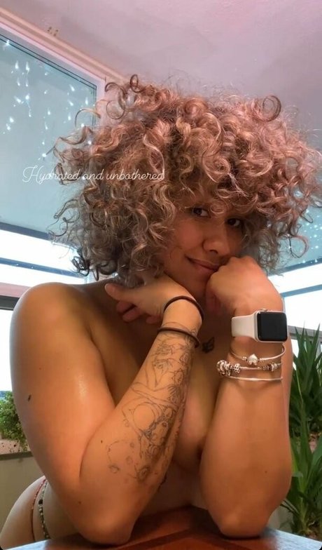 hellomsmei xxx nacktheit bild