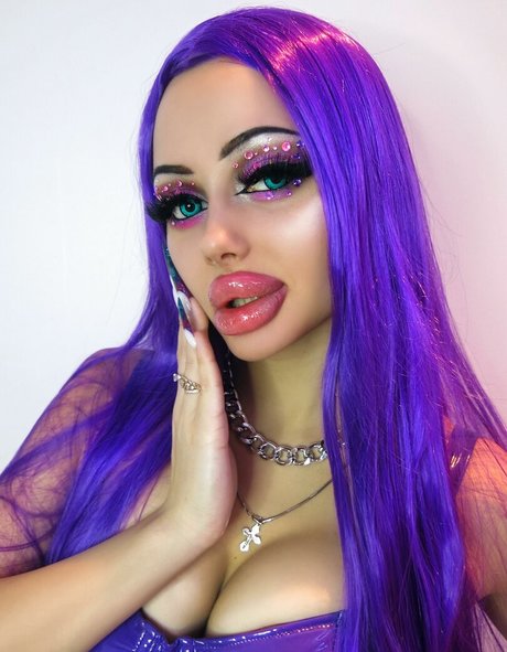 Alison Beth erwachsene freie bilder